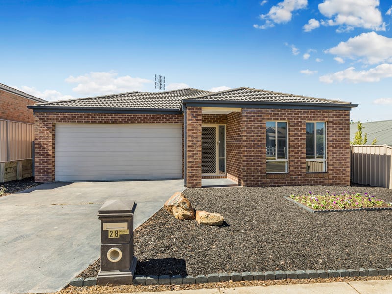 28 Furness Street, Kangaroo Flat, VIC 3555