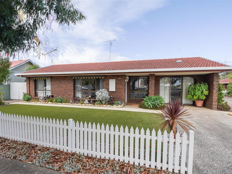 1/121 Elizabeth Street, Edenhope, Vic 3318 Property Details
