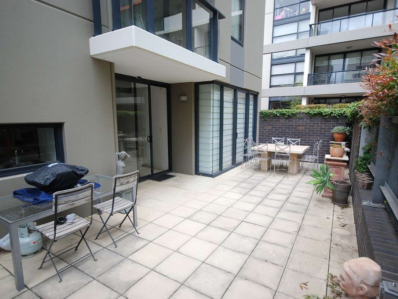 201/40 Chapel Mews, South Yarra, Vic 3141