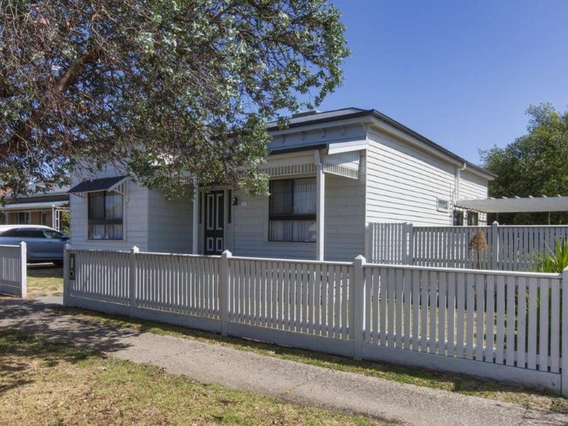 63 Moore Street, Ararat, Vic 3377 Property Details