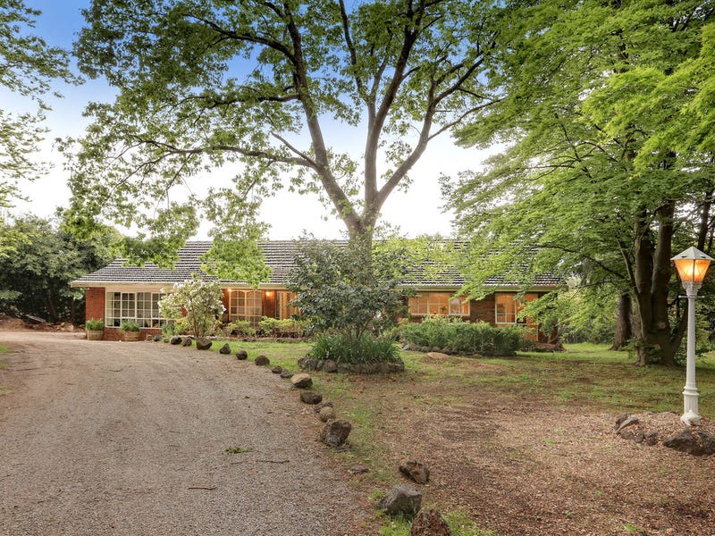 37 Avon Road, Avonsleigh, Vic 3782