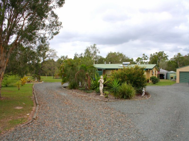 35 Loretto Drive, Oakhurst, Qld 4650 Property Details