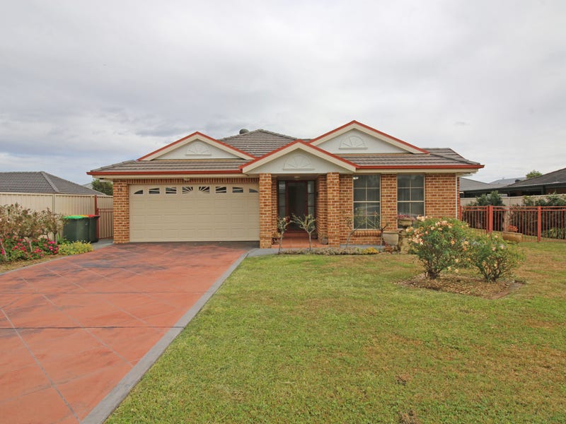 10 Radford Street, Heddon Greta, NSW 2321