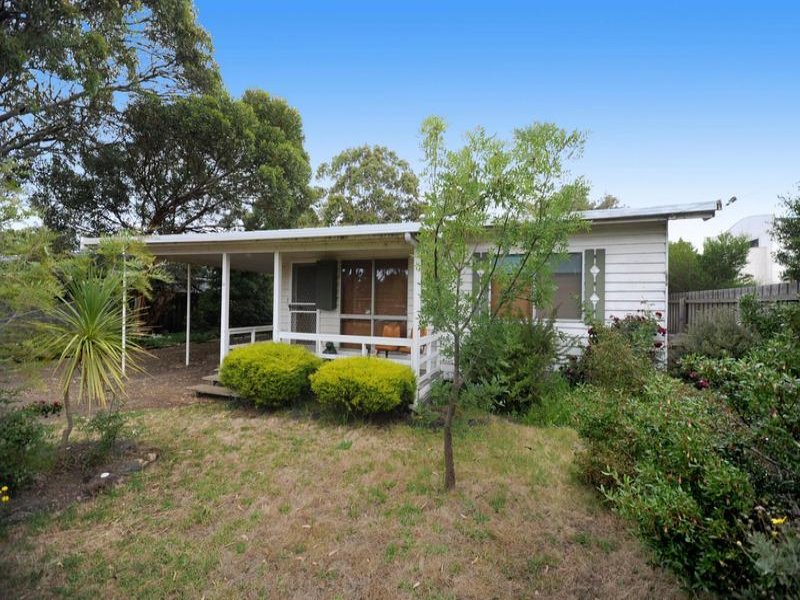 40 Ward Street, St Leonards, VIC 3223