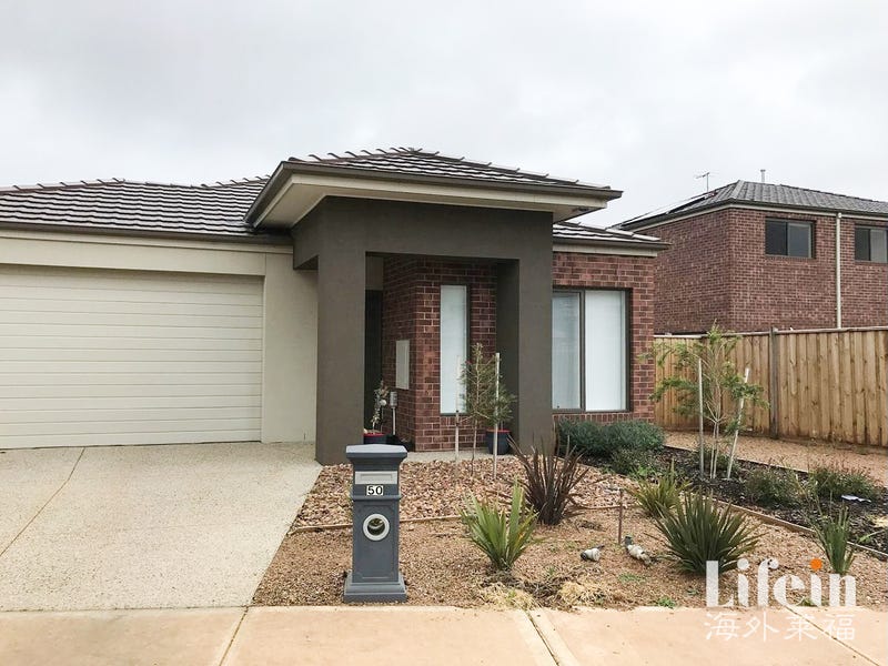50 Waterhaven Boulevard, Point Cook, VIC 3030