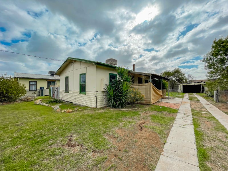 7 Mourilyan Street, Kerang, Vic 3579 House for Sale