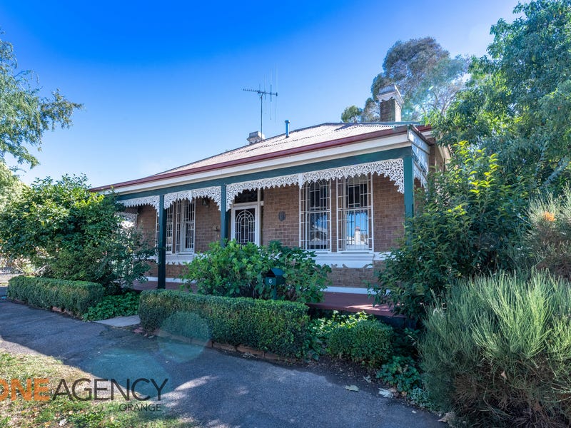 6 Hampden Avenue, Orange, NSW 2800