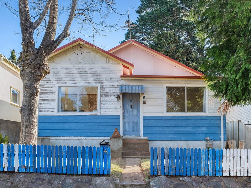 4 Mort Street, Katoomba, NSW 2780 Property Details