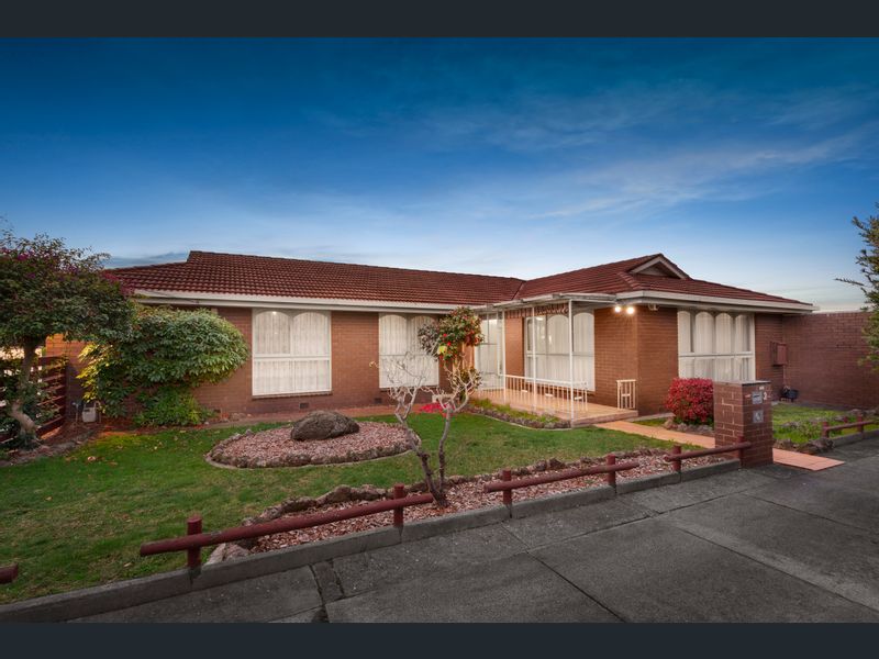 2 Tullimbar Circuit Vermont South Vic 3133