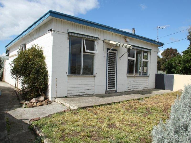 13 Tenth Avenue, Dodges Ferry, TAS 7173