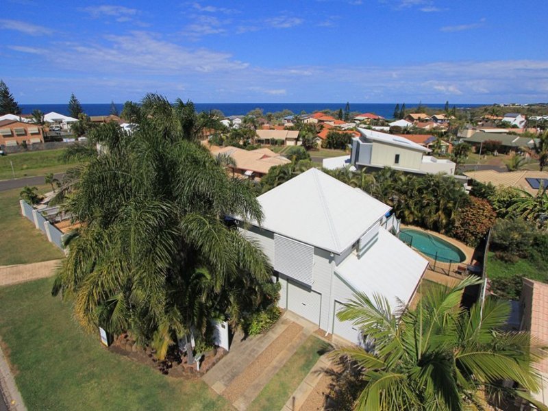 15 Wilfred Street, Bargara, Qld 4670 Property Details