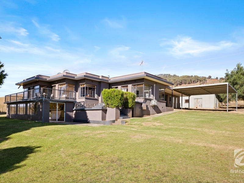 4902 Kiewa Valley Highway, Dederang, Vic 3691 Property Details