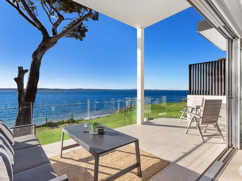 3/64 Sandy Point Road, Corlette, NSW 2315