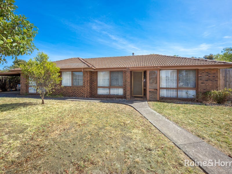 5 Gullane Drive, Sunbury, Vic 3429 Property Details