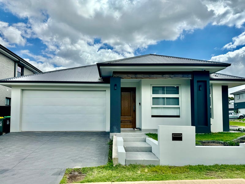 12 Robert Ingham Drive, Catherine Field, NSW 2557 - realestate.com.au