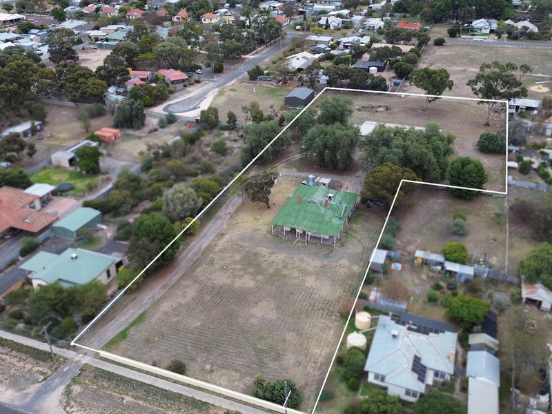 33 Normanby Street, Dimboola, Vic 3414 House for Sale