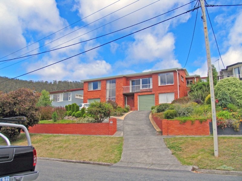 7 Hooper Cres, Mount Stuart, TAS 7000