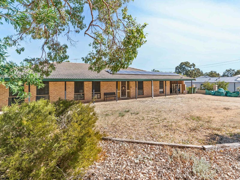 57 Heath Road, Kalamunda, WA 6076 Property Details