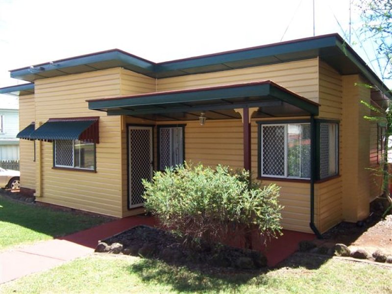 15 Avondale Street, Newtown, Qld 4350 Property Details