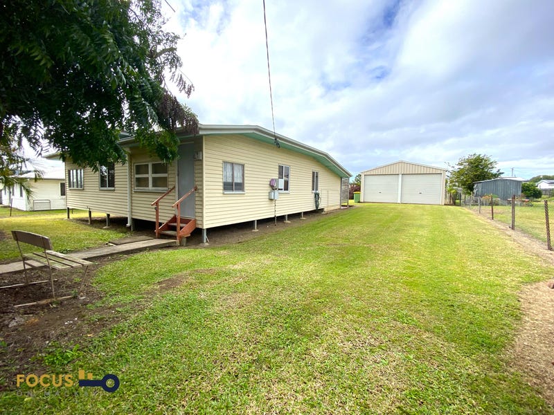 68 Sarina Beach Road, Sarina, QLD 4737