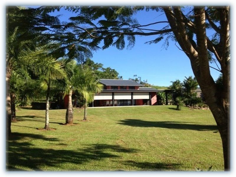 212 Lindsay Road, Carmoo, QLD 4852