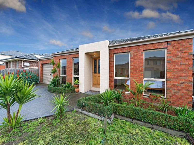 7 Bush Mews, Gowanbrae, Vic 3043 Property Details