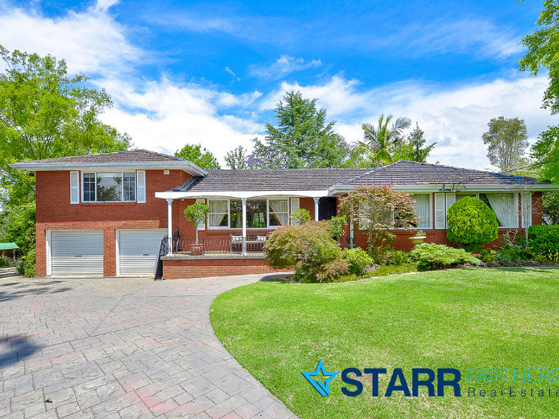 14 Bow Bowing Cres, Bradbury, NSW 2560
