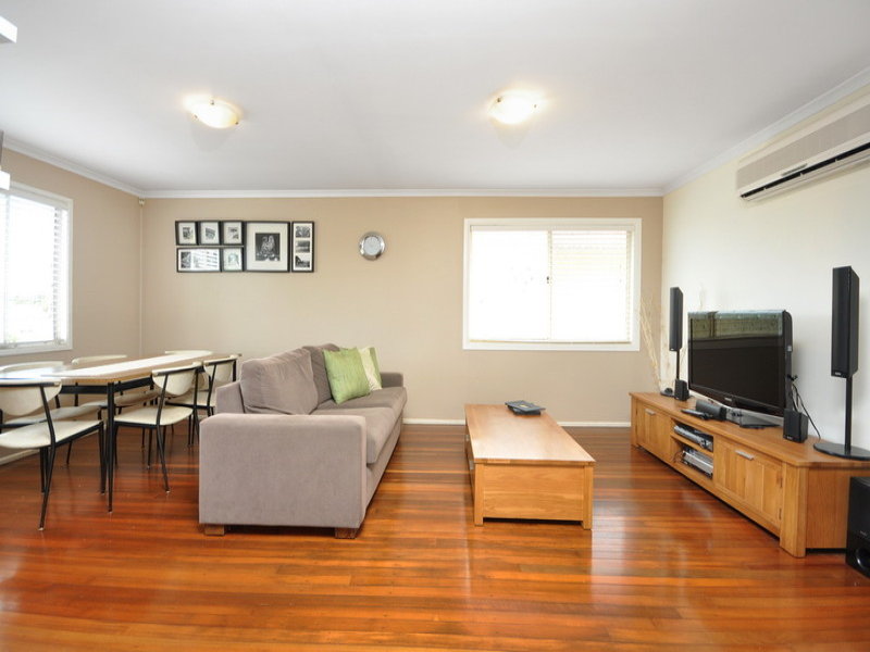 66 Thomas Street, Birkdale, Qld 4159 Property Details