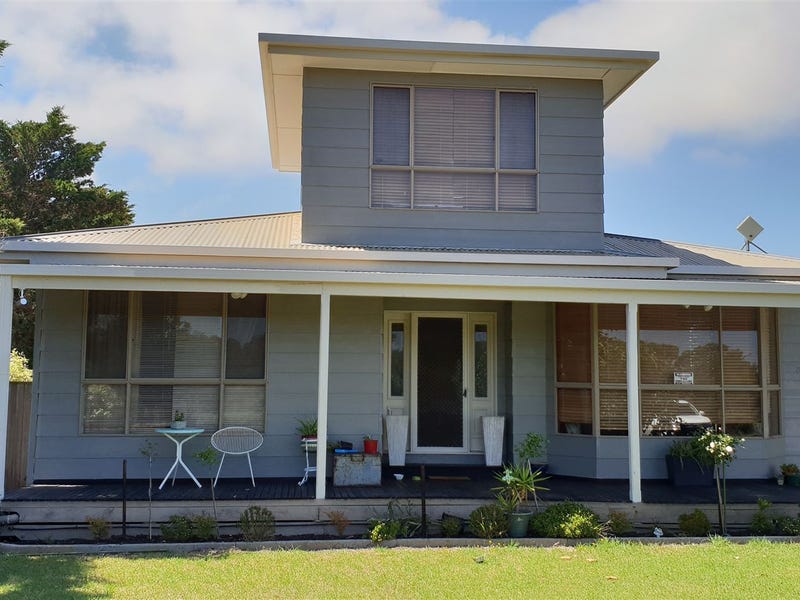 8 Albany Street, Port Albert, VIC 3971