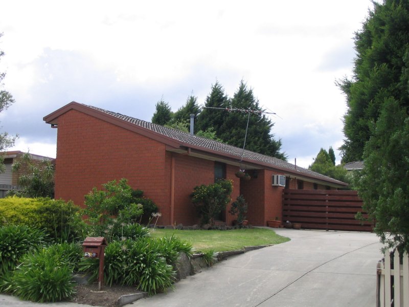 6 Van Court, Narre Warren, VIC 3805