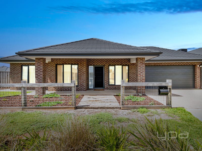 1 Bridgewater Avenue, Eynesbury, VIC 3338