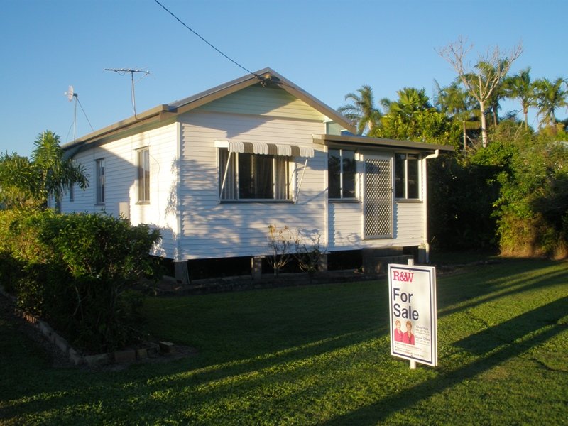 8 Keith Hamilton Street, West Mackay, QLD 4740