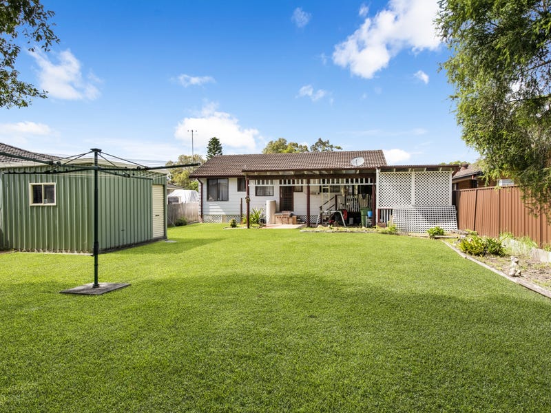 25 Emerald Place, Berkeley Vale, NSW 2261 - realestate.com.au