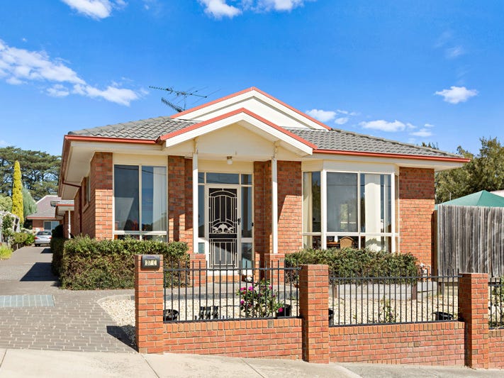 1/37C STREET, Kilmore, Vic 3764 Property Details