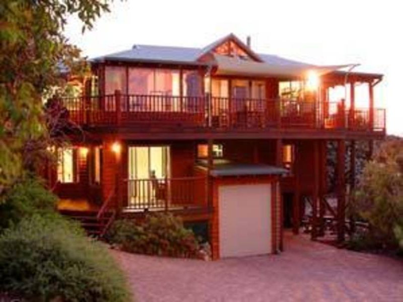 50 Hammond Road, Yallingup, WA 6282 Property Details