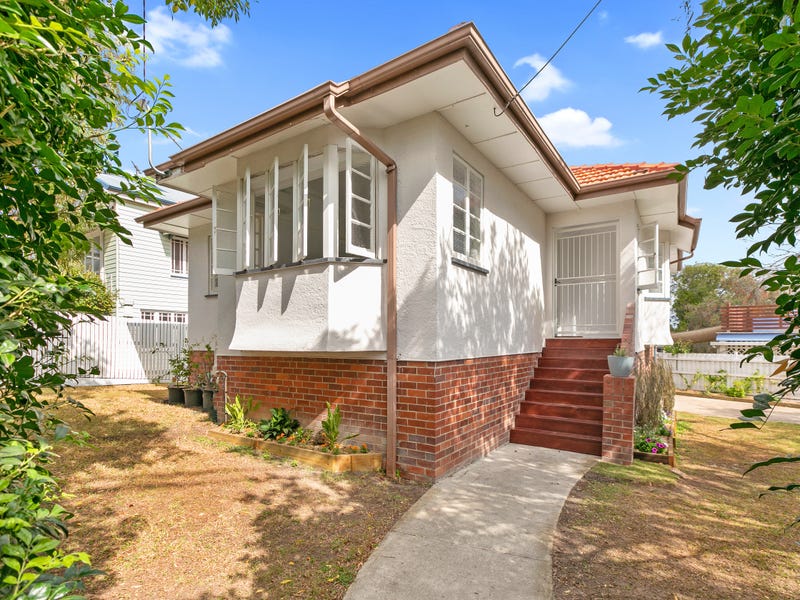 1 Bracken Street, Moorooka, Qld 4105 Property Details