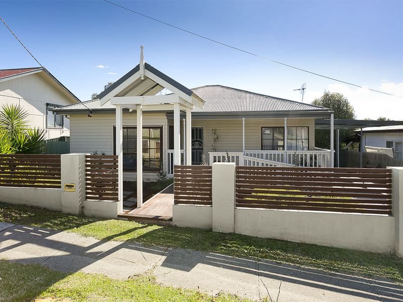 5 Fergus Road, Queanbeyan, NSW 2620 Property Details