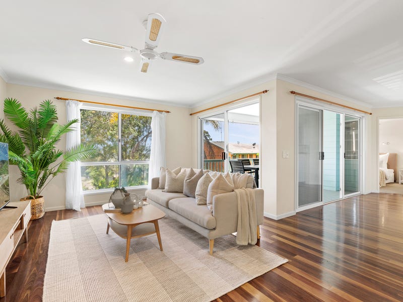 17 Coolum View Terrace, Buderim, Qld 4556 Property Details