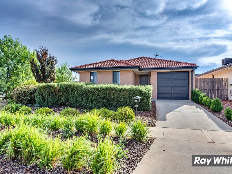 18 Eccles Circuit, MacGregor, ACT 2615 Property Details