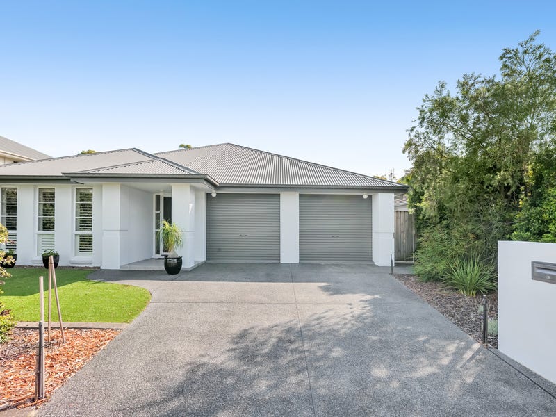 11 Augusta Place, Medowie, NSW 2318 Property Details