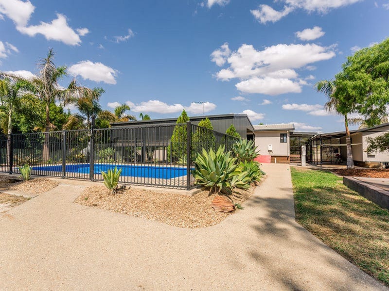 13 Braeside Road, Emerald, QLD 4720