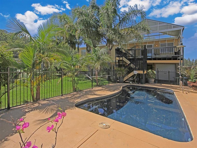 18 Hibiscus Close, Maloneys Beach, NSW 2536