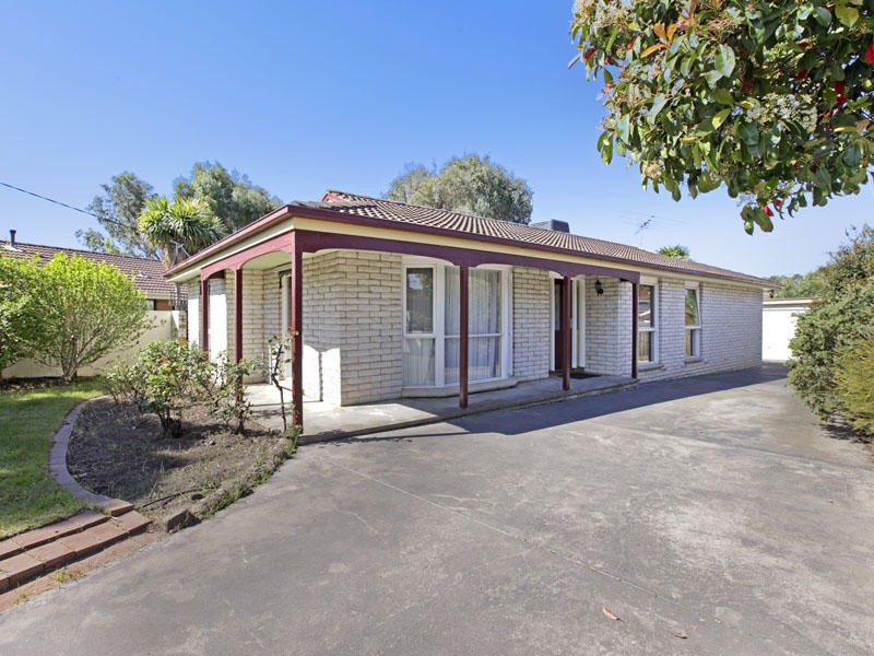 11 Dunsmore Road, Highton, Vic 3216 Property Details