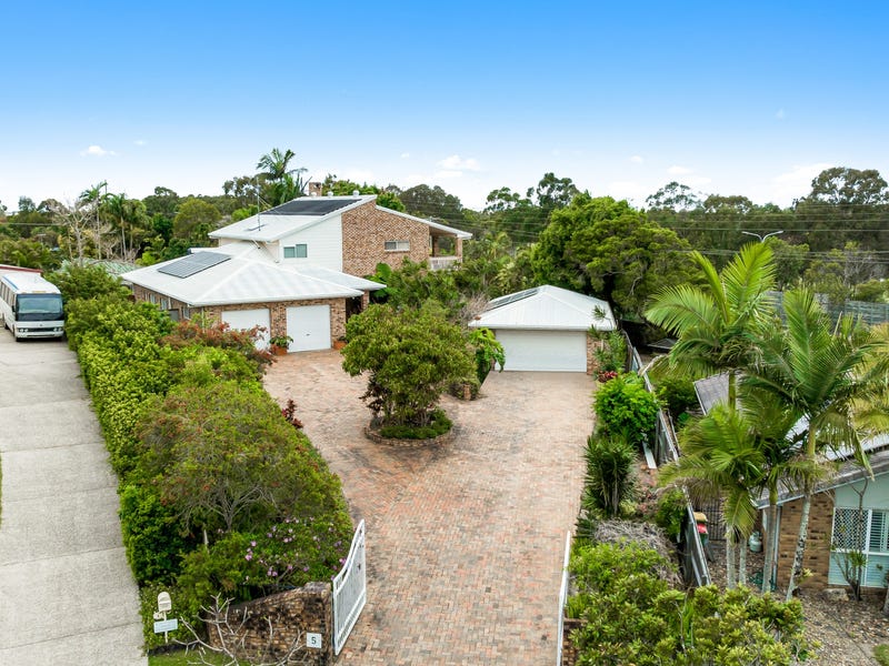 Houses for Sale in Caloundra, QLD 4551 Pg. 6