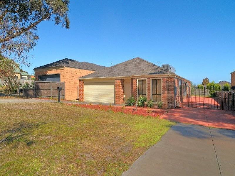 40 Blue Range Crescent, Lynbrook, Vic 3975 Property Details