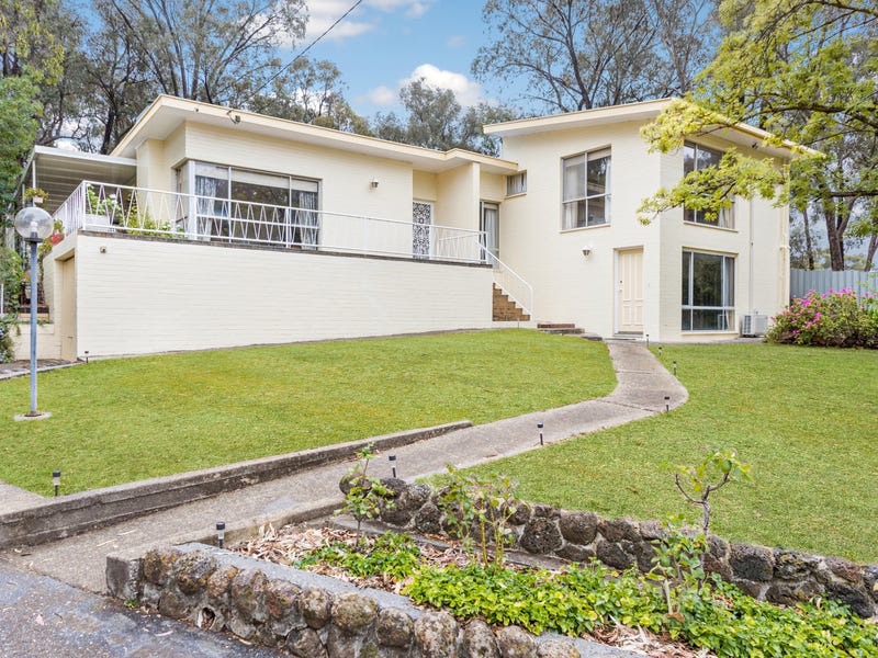 6 Burns Street Spring Gully Vic 3550 Property Details