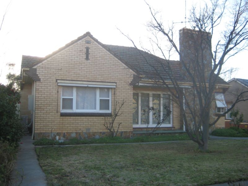 18 Maple Street, Golden Square, VIC 3555