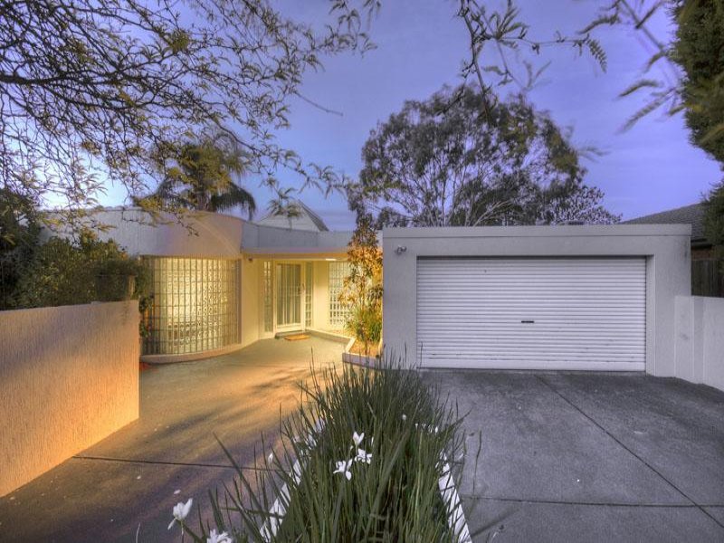 17 Cromwell Drive, Rowville, VIC 3178