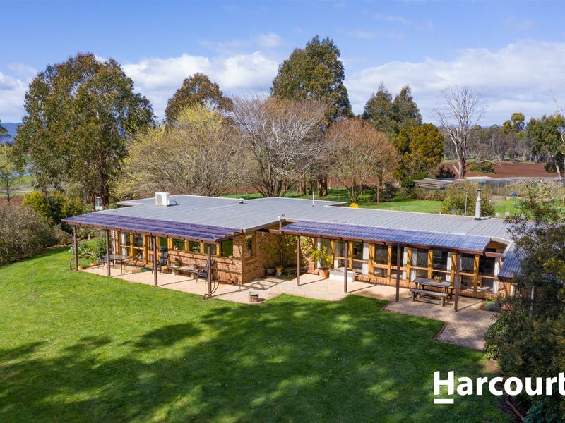 130 East Church Street, Deloraine, Tas 7304 Property Details