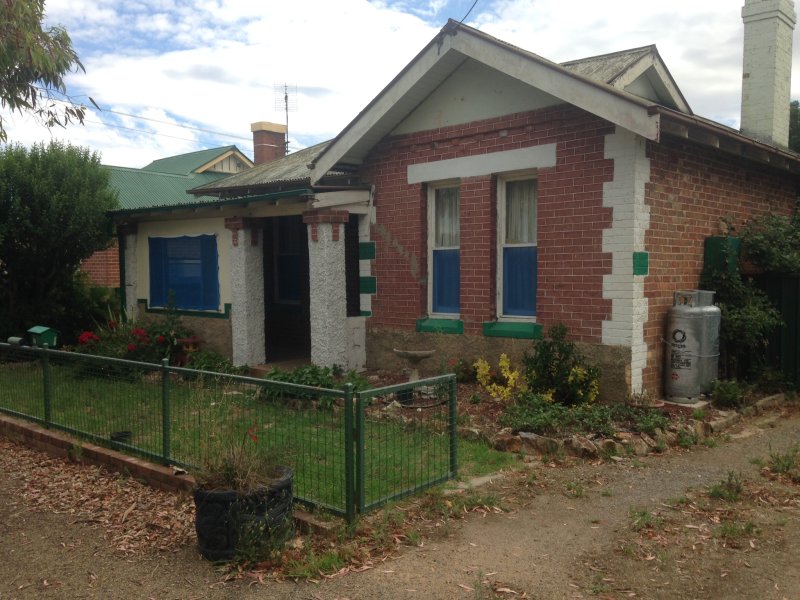 21 Bathurst Street, Harden, NSW 2587 Property Details